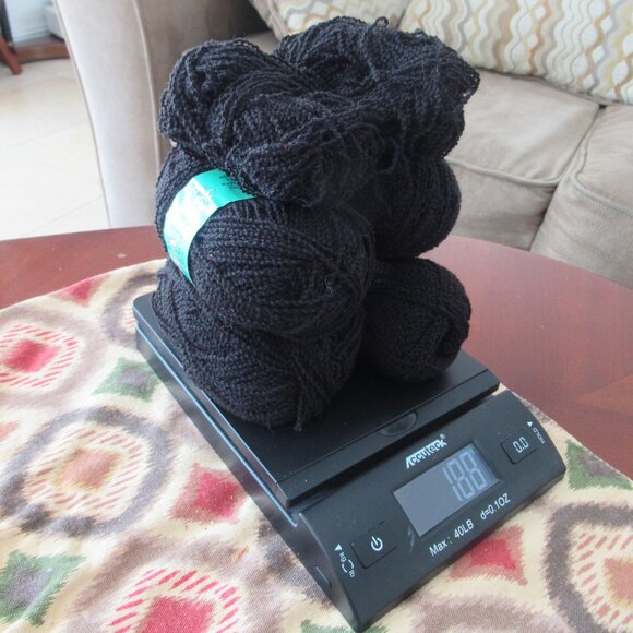 Lot of 5 Skeins VTG Reynolds Kitten Yarn, Acrylic Paloma II Black from Belgium - Picture 11 of 12